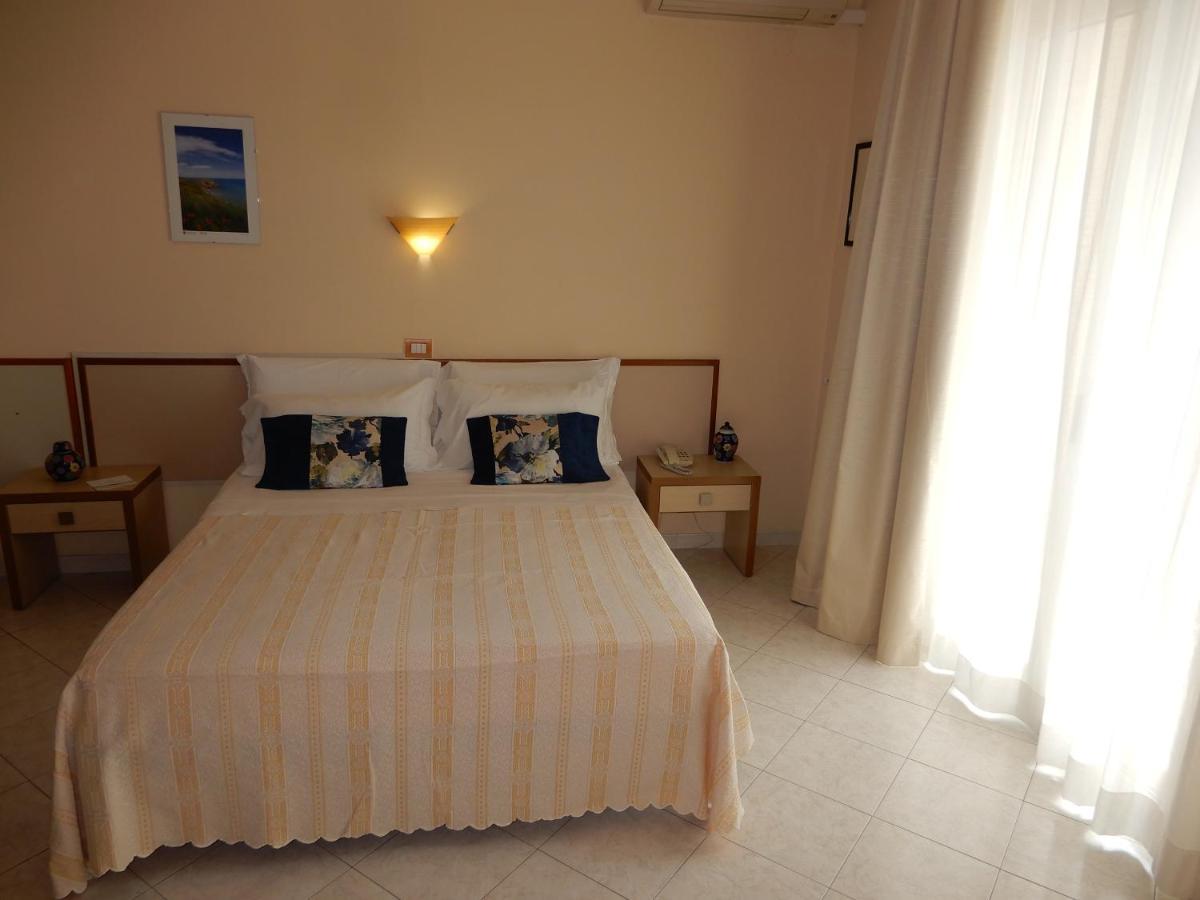 Hotel San Giorgio Vasto Exterior photo